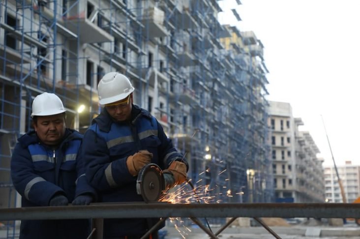 2020 yilda qancha turar-joy foydalanishga topshirildi?