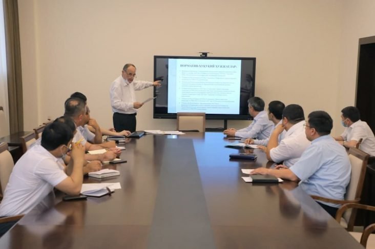 Qurilish vazirligida “Korrupsiyasiz soha” mavzusida o‘quv-seminar o‘tkazildi